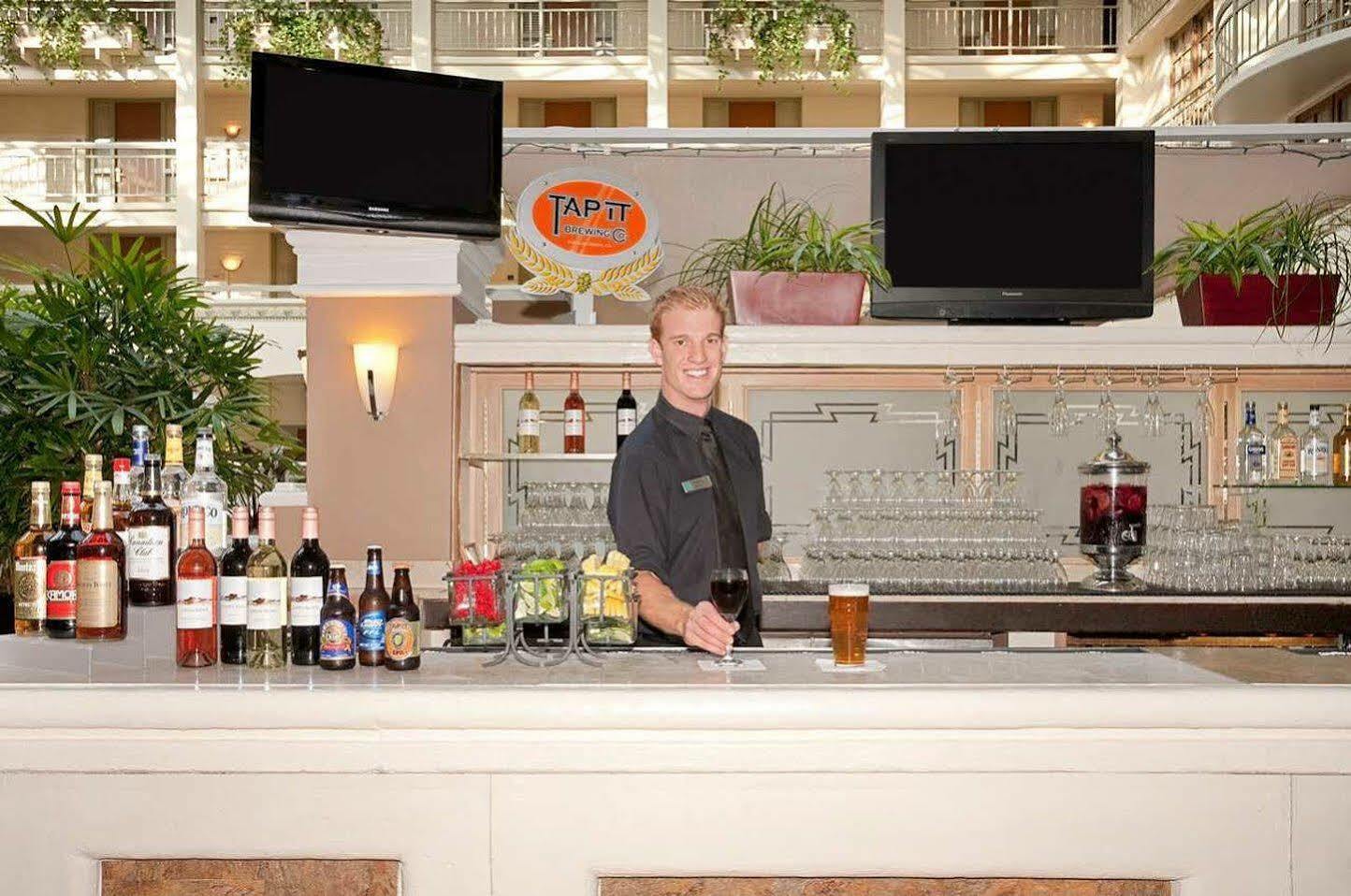 Embassy Suites San Luis Obispo Zewnętrze zdjęcie
